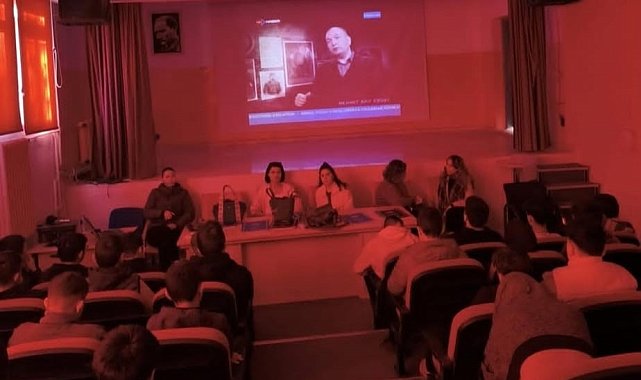 Köyceğiz'de öğrencilere belgesel gösterimi düzenlendi