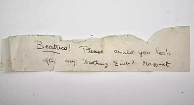 Kraliçe II. Elizabeth'in çocukluk mektubu açık artırmaya çıkıyor