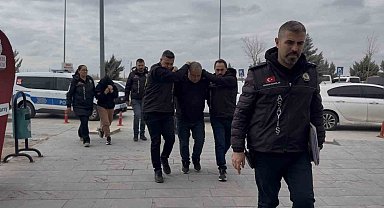Maddi hasarlı kaza sonrası 2 kişiyi öldürüp, "Pişman değilim" diyen şahıs tutuklandı