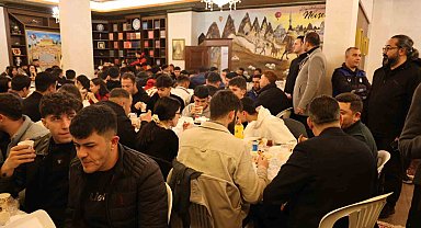 Makam odasında sahur geleneği