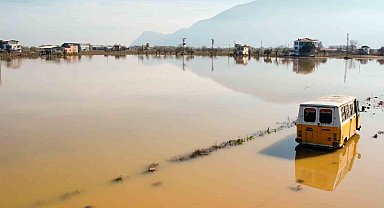 Manisa'da rekor yağışların bilançosu: 191 ihbar, 20 bin dekar su altında