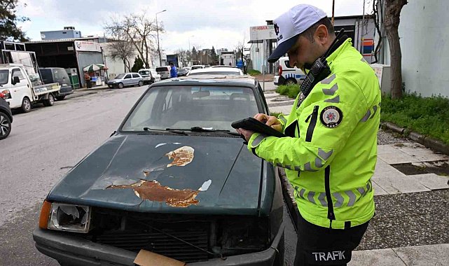 Manisa'da sahipsiz ve hurda araçlar kaldırılıyor