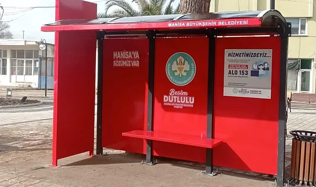Manisa'da toplu taşıma duraklarına modern dokunuş