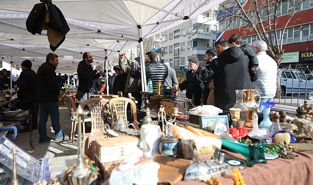 Melikgazi Belediyesi'nden şehrin merkezinde 'antika molası'
