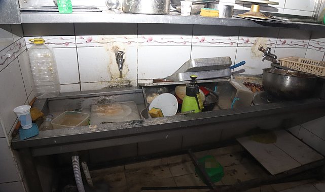 Mersin'de hijyen kurallarına uymayan fırına 6 bin 400 lira ceza