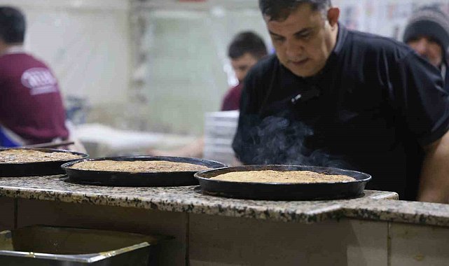 Meşe odunlu fırında vazgeçilmez lezzet: Tahinli pide