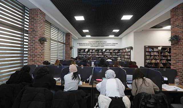 Millet kıraathaneleri Kağıthaneli gençlerin buluşma noktası oluyor
