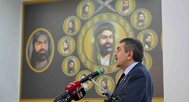 Milli Eğitim Bakanı Prof. Dr. Yusuf Tekin, Erzurum'da cemevini ziyaret etti