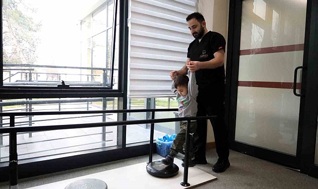 Minik Demir ilk adımları Gonca'da attı