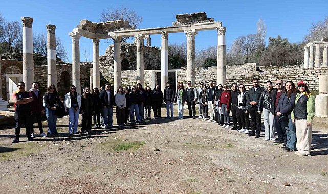 Muğla Büyükşehirden gençlere antik kent gezisi