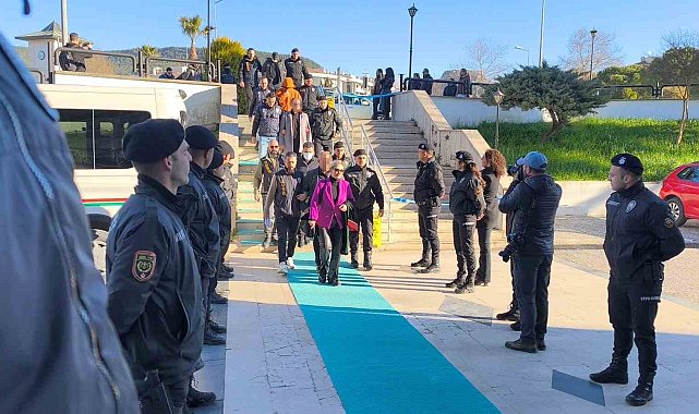 Muğla'da sahte sosyal medya operasyonu: 8 şüpheli adliyeye sevk edildi
