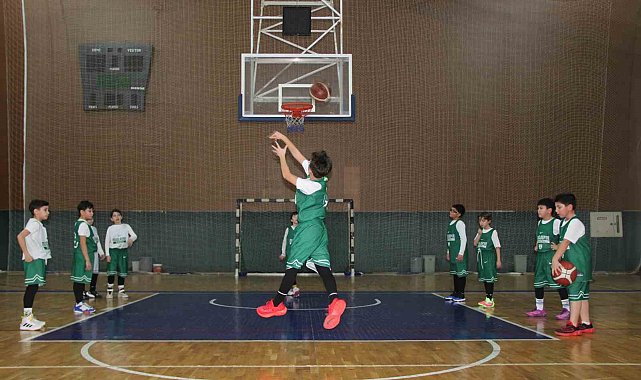 Muğlaspor basketbolda genç yetenekleri yetiştiriyor