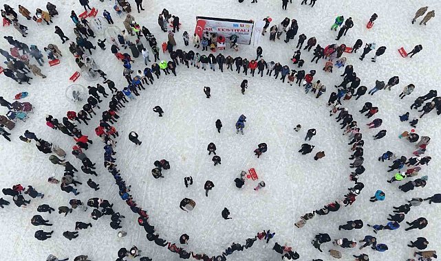 Muş'ta "Kar Festivali" renkli görüntülere sahne oldu