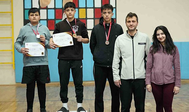 Niğde Wushu Takımı'ndan Malatya'da büyük başarı