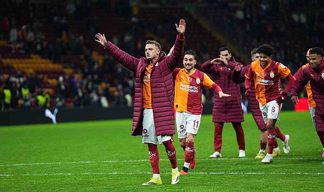 Noa Lang, Mauro Icardi ve Victor Osimhen'den üçlü