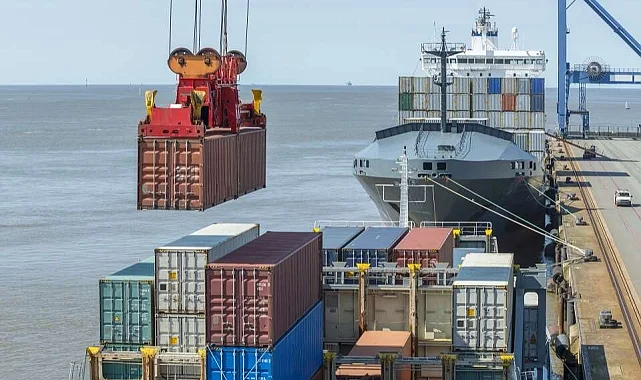 Ocak'ta dış ticaret açığı 8,4 milyar dolara yükseldi