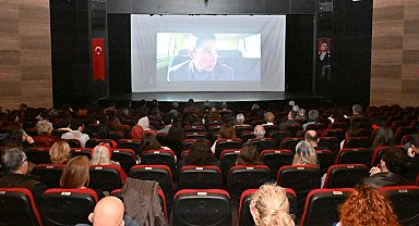 Ödüllere doymayan "Tavşan İmparatorluğu" izleyiciyle buluştu