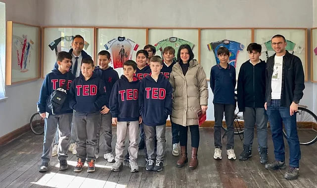 Öğrenciler Ertan Ayçetin Bisikletevi'nde Mysia Yolları'nı tanıdı