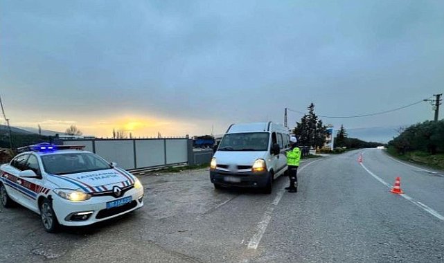 Okul zili yeniden çaldı, jandarmadan öğrencilere trafik güvenliği denetimi