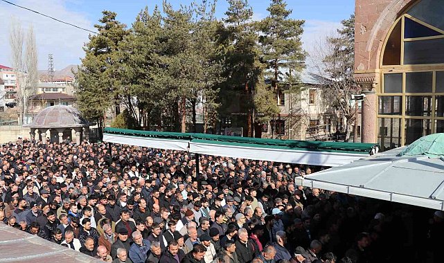 Oltu'da motosiklet kazası: 1 ölü, 1 yaralı