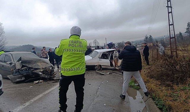 Ordu'da iki otomobil çarpıştı: 2 yaralı