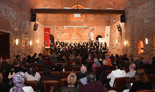 Osmangazi'de 14 Şubat ezgileri yükseldi