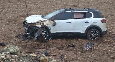 Otomobil şarampole yuvarlandı, aynı aileden 5 kişi yaralandı