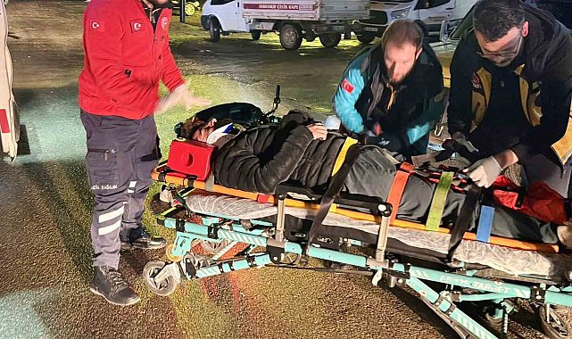 Otomobilin çarpıp kaçtığı motosiklet sürücüsü yaralandı