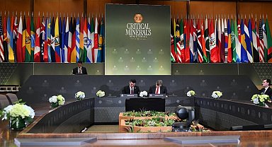 Özbekistan-ABD arasında kritik minerallerin madenciliğine ilişkin mutabakat zaptı imzalandı