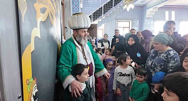 Pendik'te minikler tekne orucu sevincini yaşadı