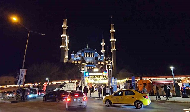 Ramazan Sokağı, Selimiye'nin gölgesinde kapılarını açtı