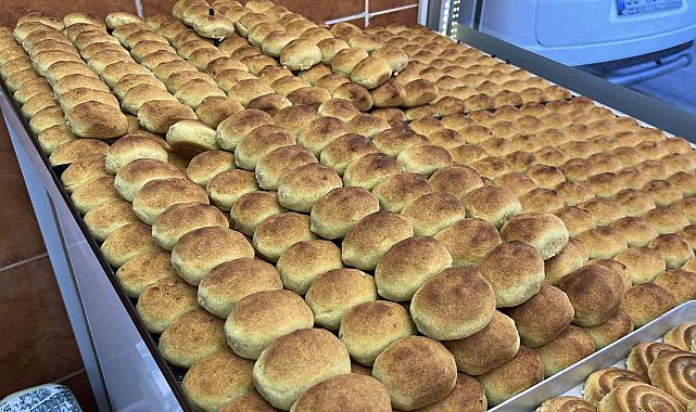 Ramazan'ın ilk gününde Mersin'in vazgeçilmez tatlısı kerebiçe yoğun ilgi