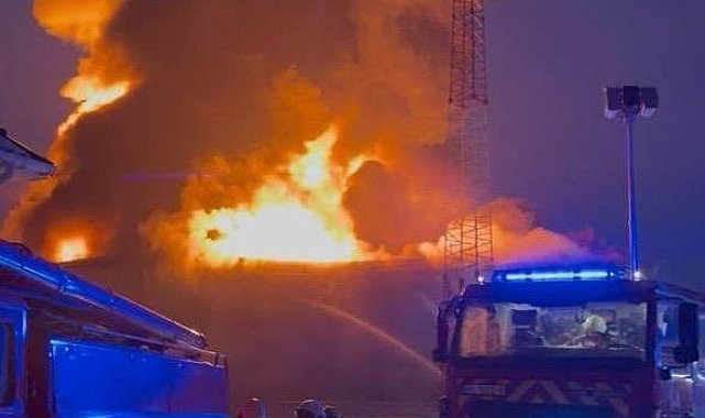 Rus petrolünün Ukrayna üzerinden transit geçişi askıya alındı