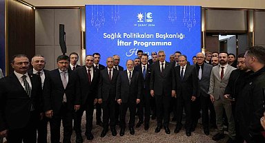 Sağlık çalışanları iftar sofrasında buluştu