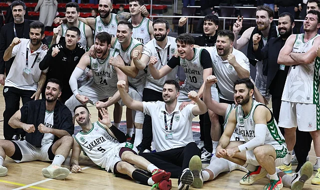 Sakarya'da Büyükşehir Basketbol'dan farklı galibiyet
