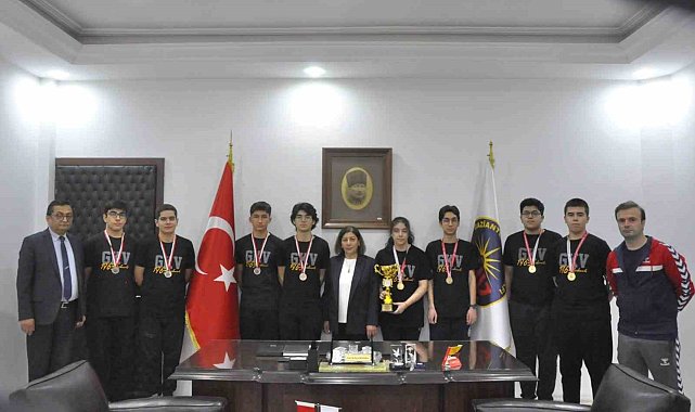 Satrançta Gaziantep'in hamle Şampiyonu GKV Özel Liseleri
