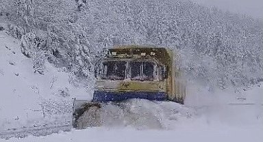 Sinop'u kar vurdu: 42 köy yolu kapalı