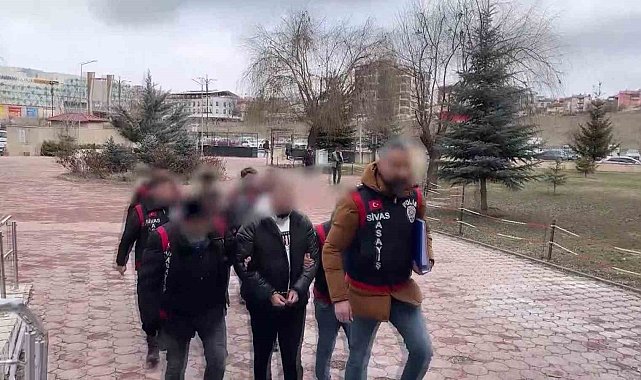 Sivas'ta gayrimenkul vaadiyle 2.4 milyonluk vurgun operasyonu