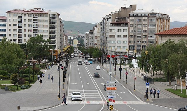 Sivas'ta yılın ilk ayında 696 konut, 111 iş yeri satıldı