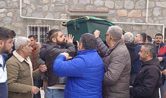 Söke'nin asırlık çınarı 107 yaşında hayata veda etti