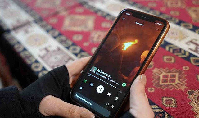 Söz yazarı genç kadının Türkmenistan'a uzanan telif takibi