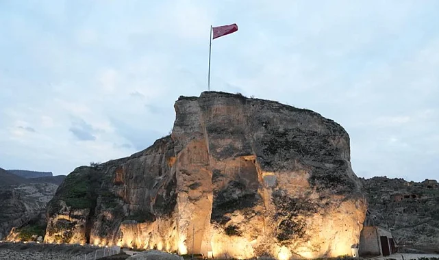 Tarihin kapıları yeniden açıldı