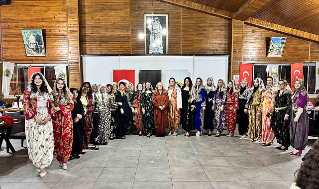 Tavşanlı'da kıyafetlerle yöresel kültür rüzgarı