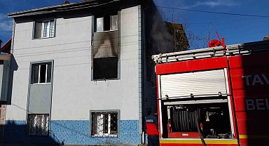 Tavşanlı'da korkutan bina yangını