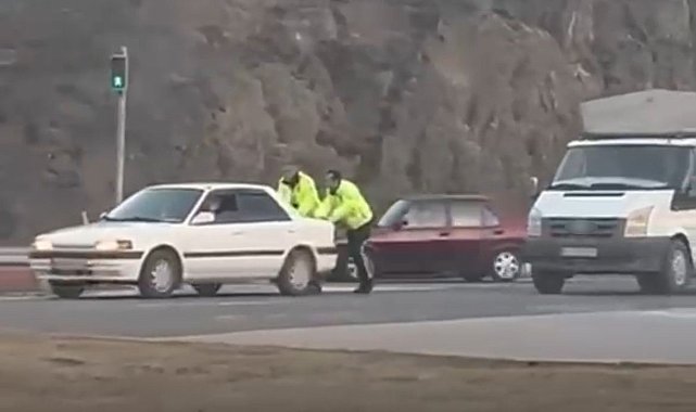 Tavşanlı'da polisten örnek davranış