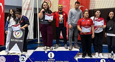 Tekirdağlı öğrenci bilek güreşinde Türkiye birincisi oldu