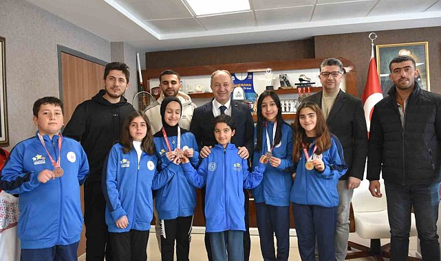 Tekmanlı minik eskrimcilerden başarılı sonuçlar