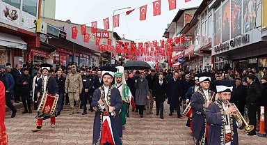 Tercan Kaymakamı Duman'dan "şemsiye" görüntülerine açıklama