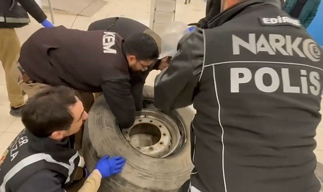Tırın lastiğinden 22,5 kilogram uyuşturucu çıktı
