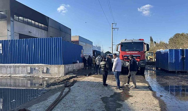 Torbalı'daki fabrika yangını söndürüldü